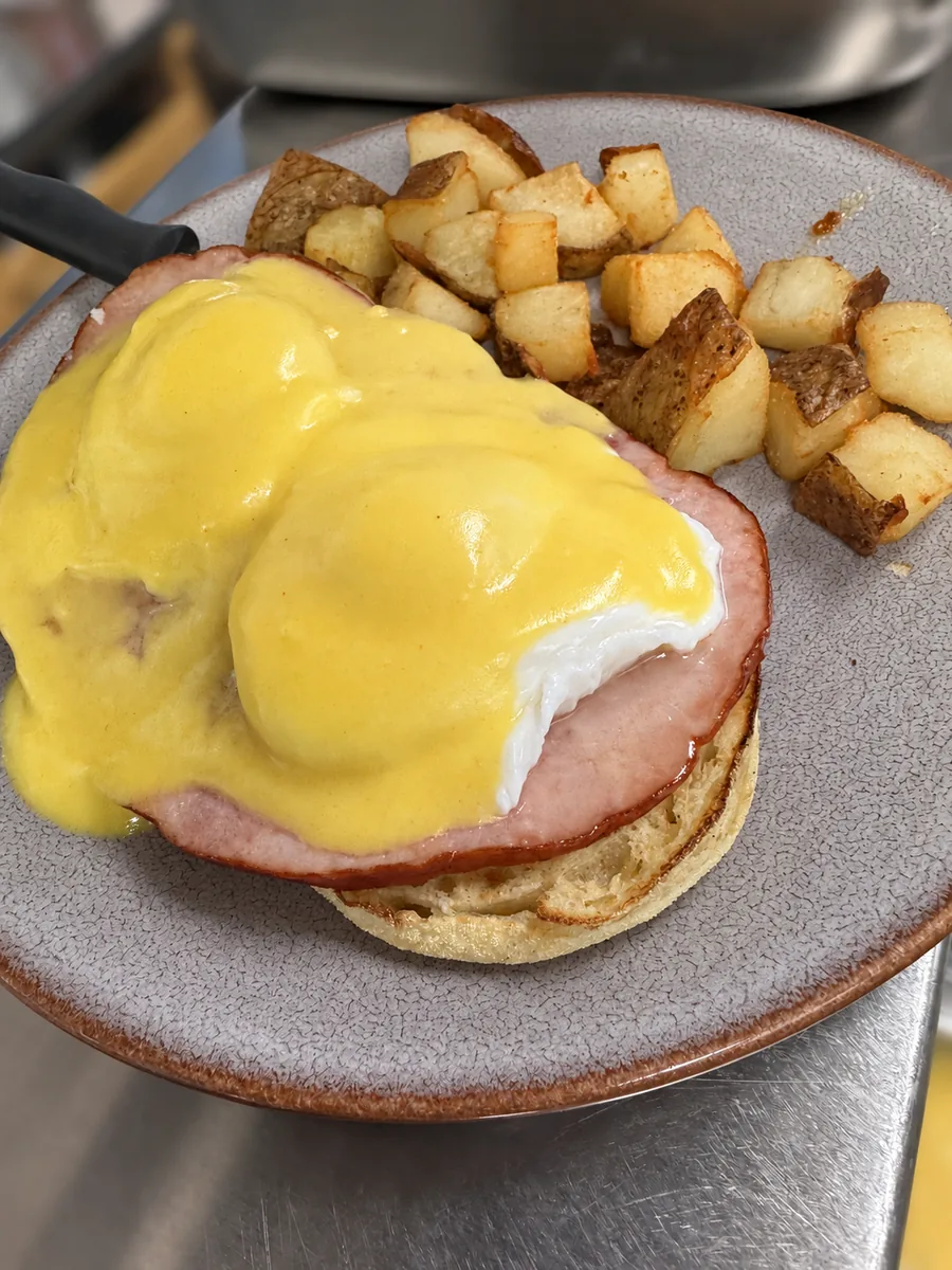 Ham Eggs Benedict at Bobola's Restaurant in Nashua NH